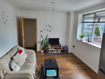 1 bedroom flat for sale in Luton, LU1