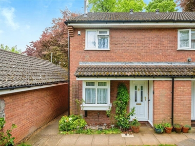 1 bedroom terraced house for sale in Moorland Gardens, Luton, Bedfordshire, LU2
