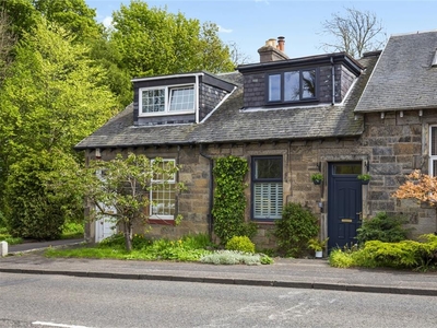 2 bed cottage for sale in Newton