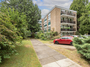 2 bedroom apartment for rent in Abbots Park, St Albans, Herts, AL1