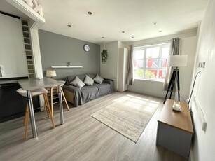 2 bedroom apartment for rent in Bethal Grove, Liverpool, L17