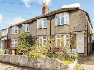 2 bedroom apartment for rent in Hillcrest Road, Walthamstow, E17