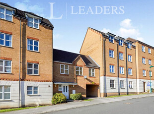 2 bedroom apartment for rent in Pavior Road, NG5