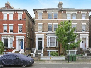 2 bedroom apartment for rent in Penford Street, London, SE5