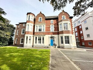 2 bedroom apartment for rent in Poppy Place, Crosby Road North, Waterloo, L22