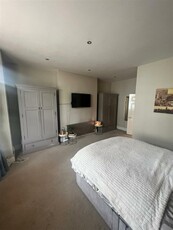 2 bedroom apartment for rent in Queens Road, Jesmond, Newcastle Upon Tyne, NE2