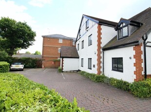 2 bedroom apartment for rent in Rosary Court, Priests Lane, Brentwood, Essex, CM15