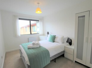 2 bedroom apartment for rent in South Fifth Street, Milton Keynes, MK9