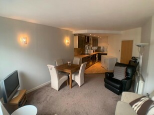 2 bedroom apartment for rent in South Parade, Leeds City Centre, LS1