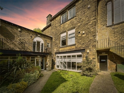 2 bedroom apartment for rent in The Manor House, 68 Moorside Avenue, Crosland Moor, Huddersfield, HD4
