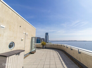 2 bedroom apartment for rent in Watermark, Cardiff Bay, CF11