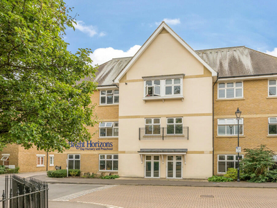 2 bedroom apartment for sale in Clear Water Place, Oxford, OX2