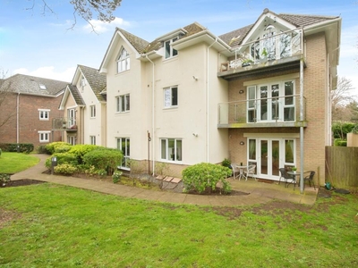 2 bedroom apartment for sale in Wimborne Road, Bournemouth, BH2