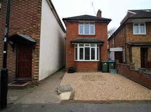 2 bedroom detached house for rent in Shirley, Southampton, SO15