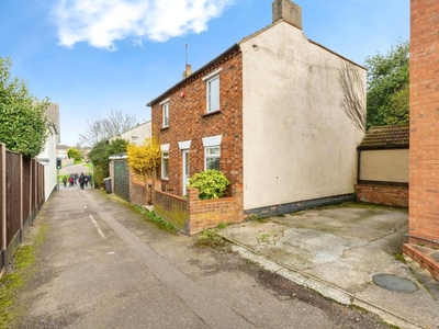 2 bedroom detached house for sale in St. Johns Walk, Kempston, Bedford, Bedfordshire, MK42