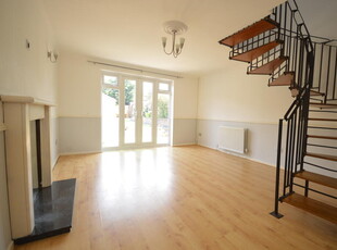 2 bedroom end of terrace house for rent in Amber Close, Pontprennau, Cardiff, CF23