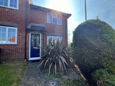 2 bedroom end of terrace house for rent in Drake Road, Willesborough, Ashford, TN24