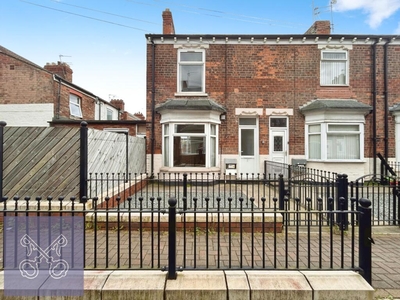 2 bedroom end of terrace house for rent in Madoline Grove, Estcourt Street, Hull, East Yorkshire, HU9