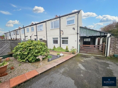 2 bedroom end of terrace house for sale in Birksland Moor, Birkenshaw, BD11