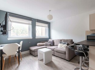 2 bedroom flat for rent in 50P – St Leonards Street, Edinburgh, EH8 9RN, EH8
