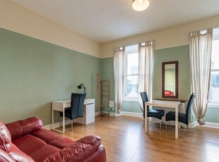 2 bedroom flat for rent in 78P – Nicolson Street, Edinburgh, EH8 9DT, EH8