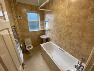 2 bedroom flat for rent in Bevois Valley Road, Southampton, Hampshire, SO14
