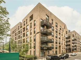 2 bedroom flat for rent in Branch Place, Shoreditch, N1