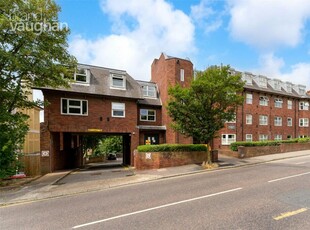 2 bedroom flat for rent in Ditchling Road, Brighton, East Sussex, BN1