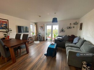 2 bedroom flat for rent in Egan Terrace, Edinburgh, EH16