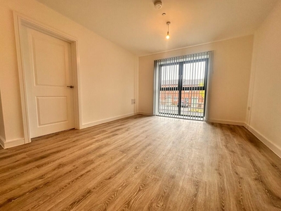 2 bedroom flat for rent in Erasmus Drive, Derby, Derbyshire, DE1