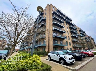 2 bedroom flat for rent in Faringdon House, Colindale, NW9
