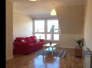 2 bedroom flat for rent in Ferry Gait Crescent, Edinburgh, EH4