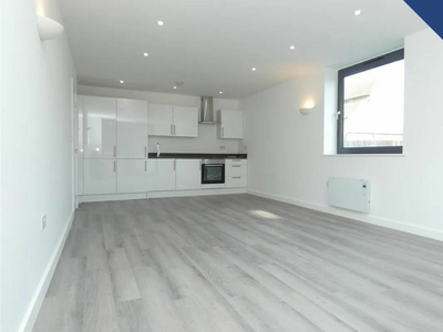 2 bedroom flat for rent in High Street, 161 High Street, CT11