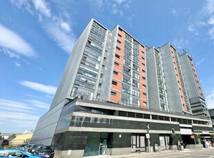 2 bedroom flat for rent in Lancefield Quay, Finnieston, Glasgow, G3