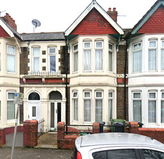 2 bedroom flat for rent in Merches Gardens, Cardiff(City), CF11