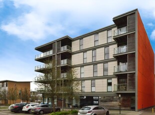 2 bedroom flat for rent in Merrivale Mews, Milton Keynes, Buckinghamshire, MK9