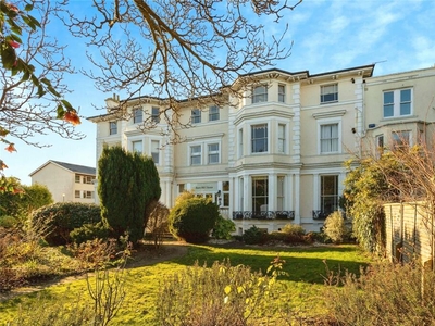 2 bedroom flat for rent in Rose Hill House, Clarence Road, Tunbridge Wells, Kent, TN1