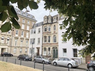 2 bedroom flat for rent in Sion Hill, Clifton, Bristol, BS8