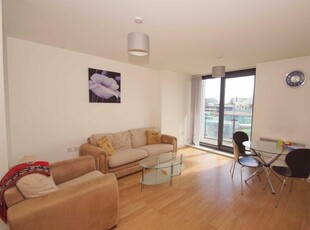 2 bedroom flat for rent in Skyline, St Peters Street, Leeds, LS9