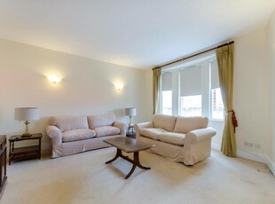 2 bedroom maisonette for rent in Kingston Road, Wimbledon, London, SW19