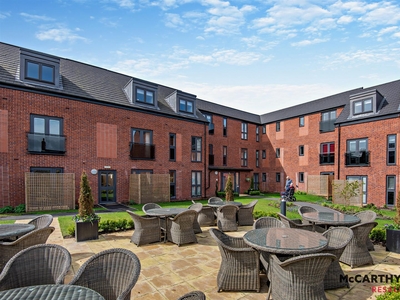 2 Bedroom Retirement Apartment For Sale in Middlewich, Cheshire