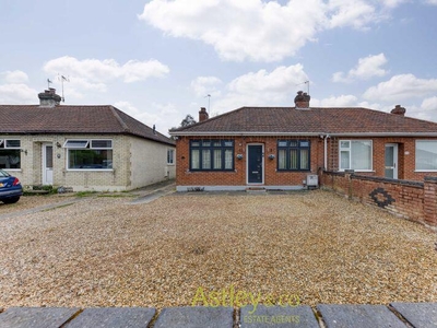 2 bedroom semi-detached bungalow for sale in South Hill Road, Thorpe St Andrew, Norwich, NR7
