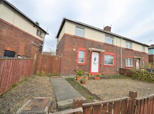 2 bedroom semi-detached house for rent in Hollywood Crescent, Gosforth , NE3