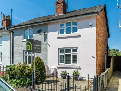2 bedroom semi-detached house for sale in Croft Road, Charlton Kings, Cheltenham, GL53