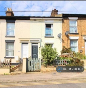 2 bedroom terraced house for rent in Bower Street, Maidstone, ME16