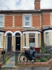 2 bedroom terraced house for rent in Cardigan Road, Reading, RG1