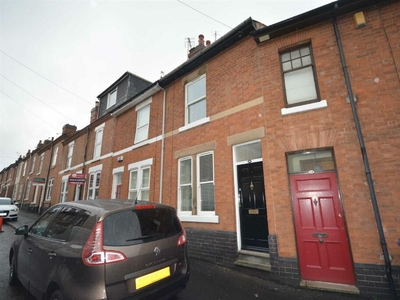 2 bedroom terraced house for rent in Longford Street, Derby, DE22