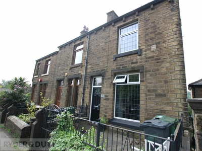 2 bedroom terraced house for rent in Lowergate, Huddersfield, West Yorkshire, HD3