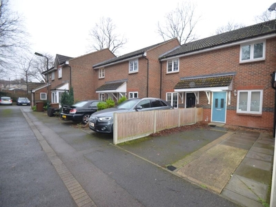2 bedroom terraced house for rent in Port Rise, Chatham, Kent, ME4