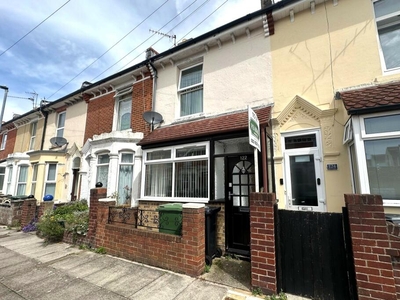 2 bedroom terraced house for rent in Southsea, Eastfield Road Unfurnished, PO4